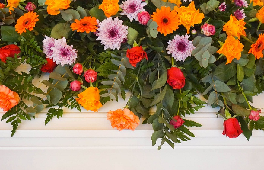 Finding the Right Funeral Wreath – What to Know